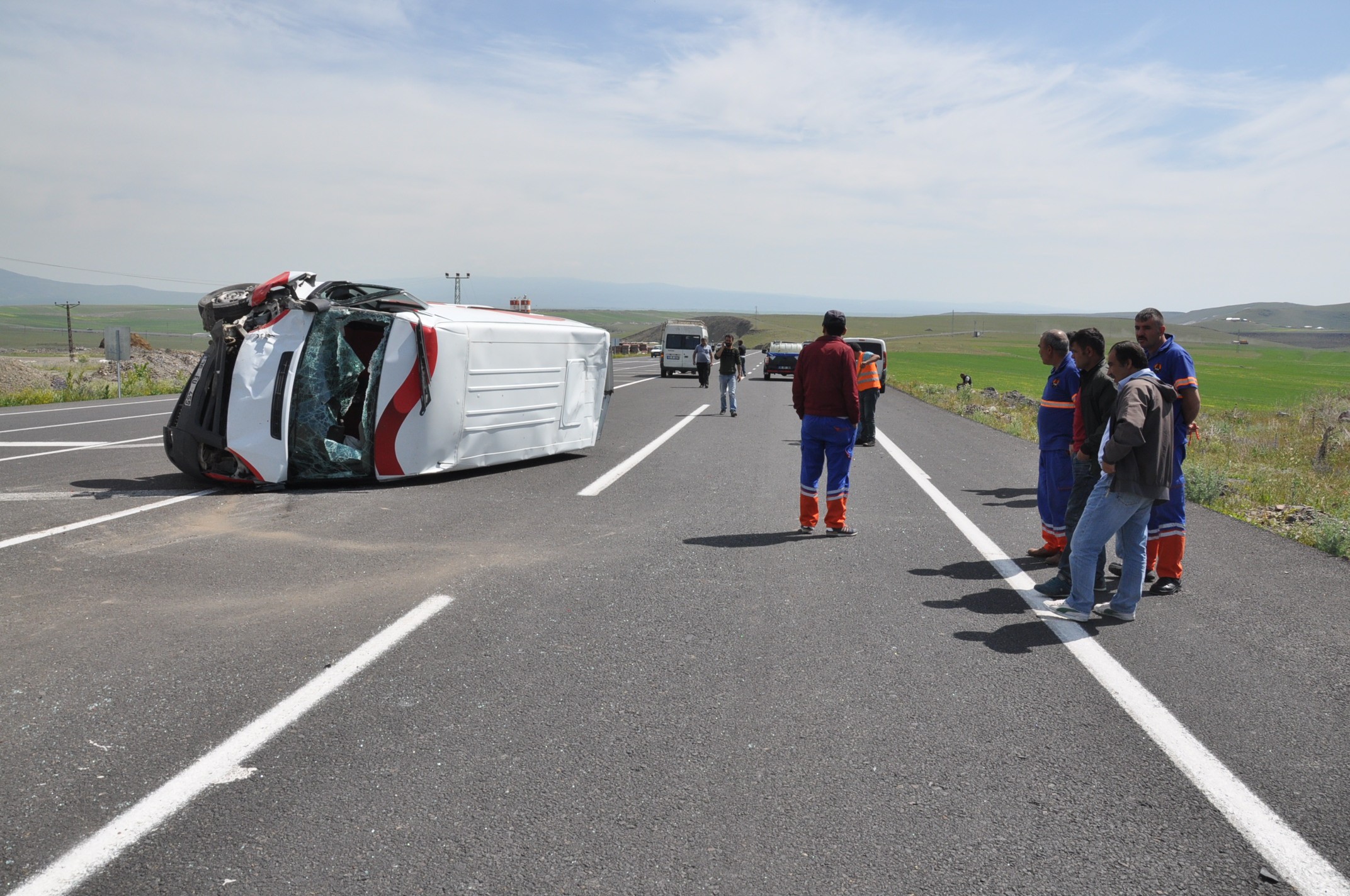 karsta-trafik-kazasi-uc-yarali-(1).jpg