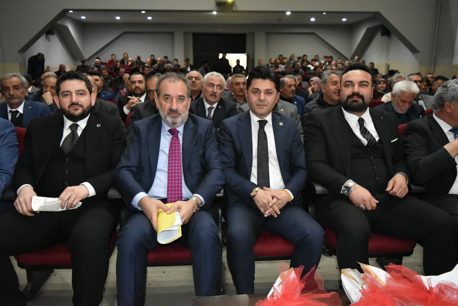 mhp-kars-milletvekili-adaylari-sahada-(9).jpg