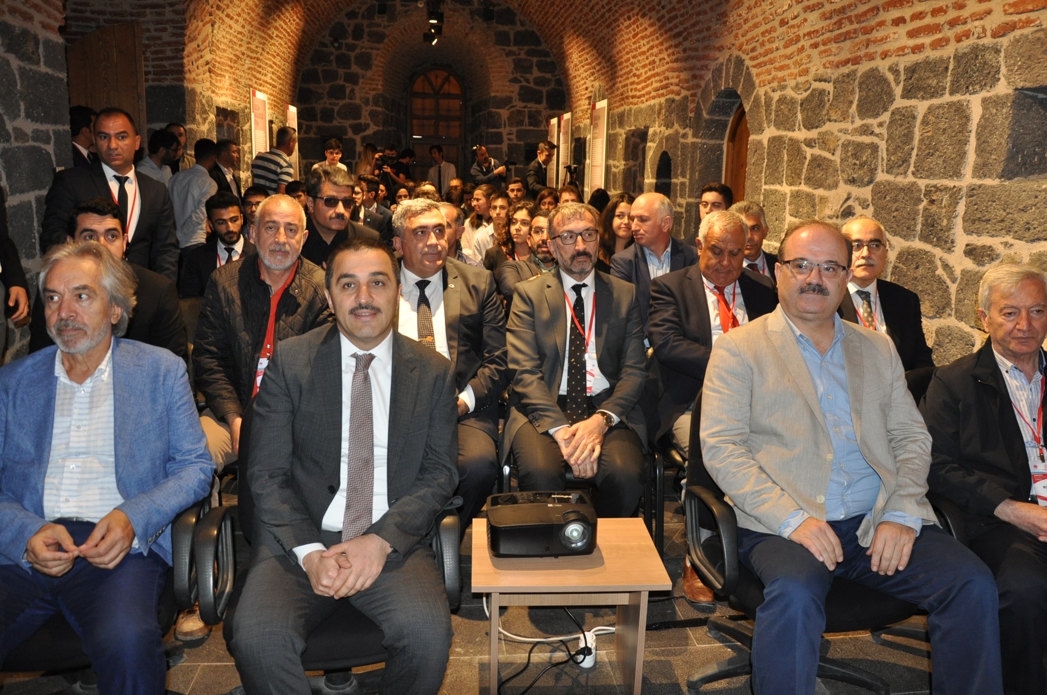 prof.-dr.-haluk-dursun-kars’ta-anildi-(3).jpg