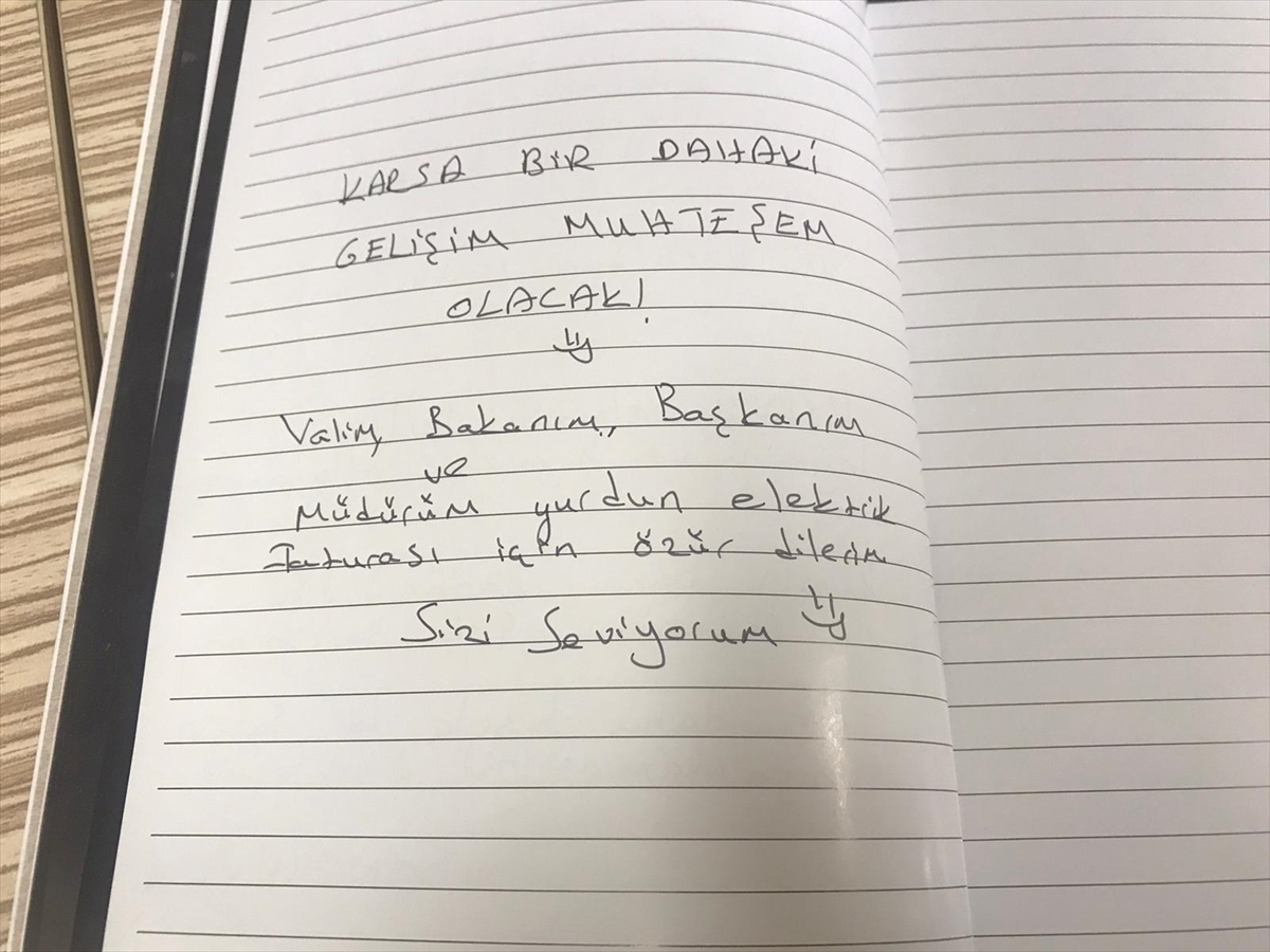 yurtta-karantinaya-alinan-down-sendromlu-songulden-duygulandiran-ozur-mektubu-(6).jpg